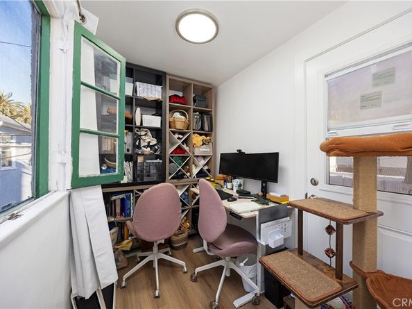 28 Argonne Avenue, Long Beach CA 90803