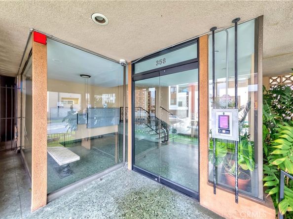 358 S Gramercy Place 201, Los Angeles CA 90020