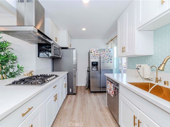 358 S Gramercy Place 201, Los Angeles CA 90020