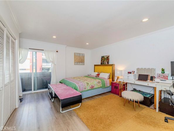 358 S Gramercy Place 201, Los Angeles CA 90020