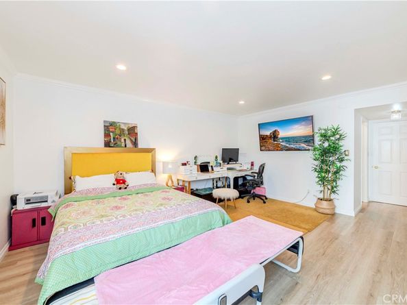 358 S Gramercy Place 201, Los Angeles CA 90020