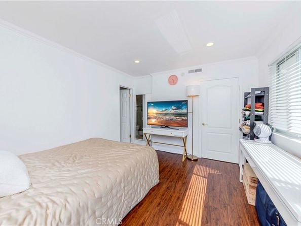 358 S Gramercy Place 201, Los Angeles CA 90020