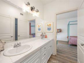 7211 Rockridge Ter, West Hills CA 91307