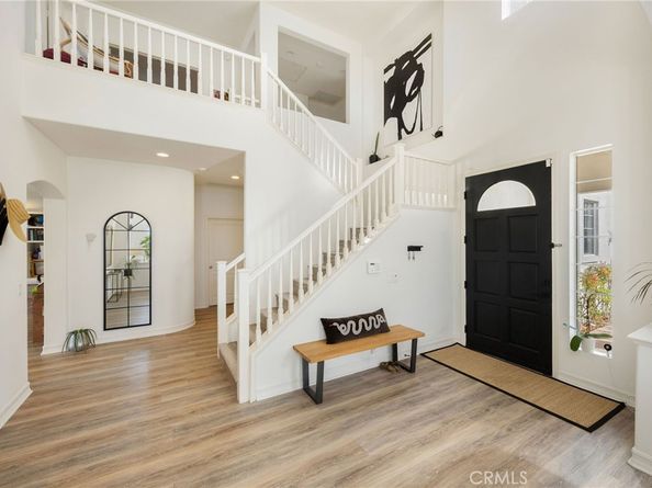 7211 Rockridge Ter, West Hills CA 91307