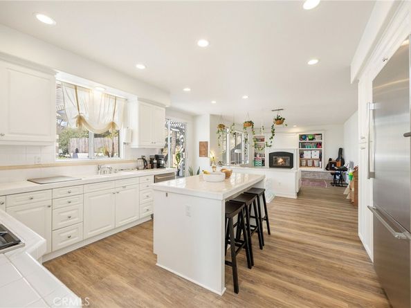 7211 Rockridge Ter, West Hills CA 91307