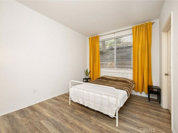 7211 Rockridge Ter, West Hills CA 91307