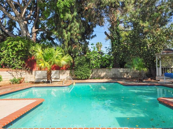 602 N Michillinda Avenue, Sierra Madre CA 91024