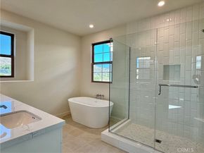 112 Newburry, Irvine CA 92618