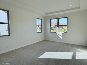 112 Newburry, Irvine CA 92618