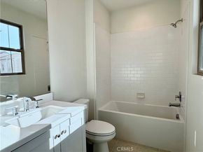 112 Newburry, Irvine CA 92618