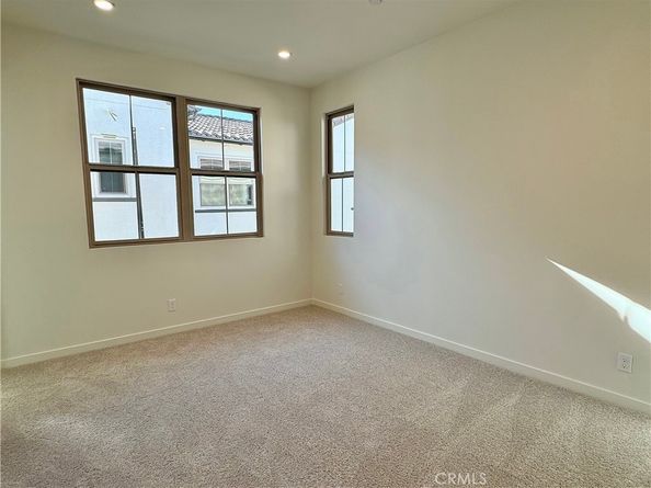 112 Newburry, Irvine CA 92618