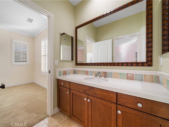 34 Upperbend, Irvine CA 92618