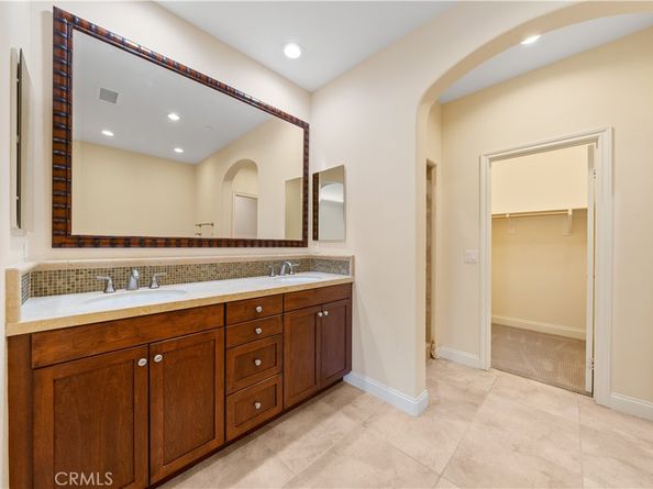 34 Upperbend, Irvine CA 92618