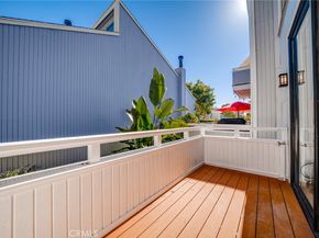 102 Intrepid, Newport Beach CA 92663