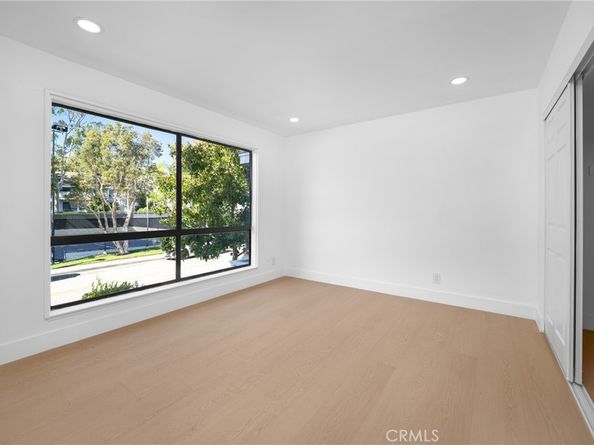 102 Intrepid, Newport Beach CA 92663