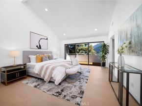 102 Intrepid, Newport Beach CA 92663