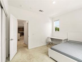 2902 S Halton Paseo, Ontario CA 91761