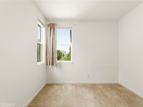 2902 S Halton Paseo, Ontario CA 91761