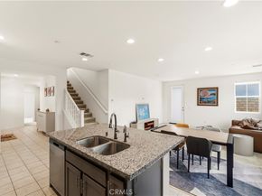 2902 S Halton Paseo, Ontario CA 91761