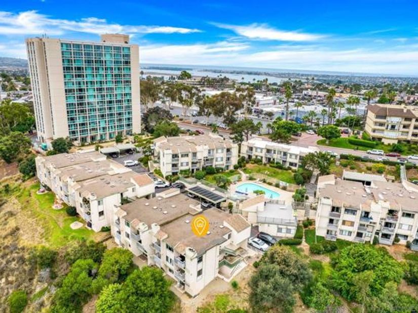 2905 Cowley Way A, San Diego, CA 92117