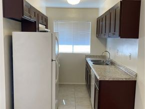 8505 Columbus Avenue 315, North Hills (los Angeles) CA 91343