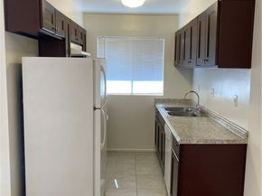 8505 Columbus Avenue 315, North Hills (los Angeles) CA 91343