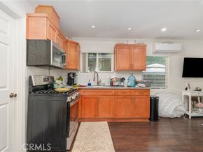 11123 Cumpston Street, North Hollywood (los Angeles) CA 91601
