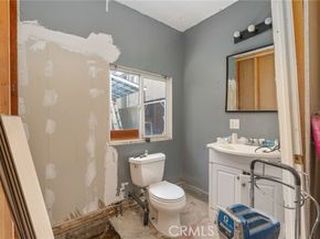 11123 Cumpston Street, North Hollywood (los Angeles) CA 91601