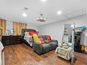 8626 Marklein, North Hills (los Angeles) CA 91343