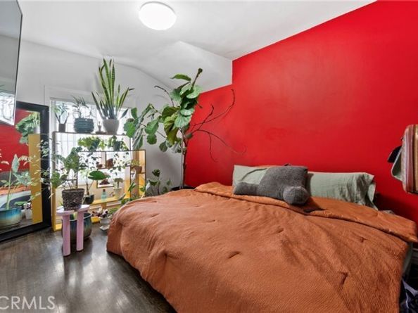 8626 Marklein, North Hills (los Angeles) CA 91343