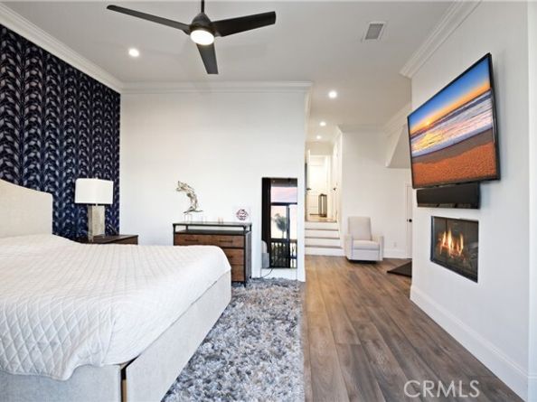 5227 Marina Pacifica, Long Beach CA 90803