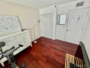 10116 Viking Avenue, Northridge (los Angeles) CA 91324
