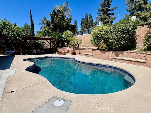 10116 Viking Avenue, Northridge (los Angeles) CA 91324