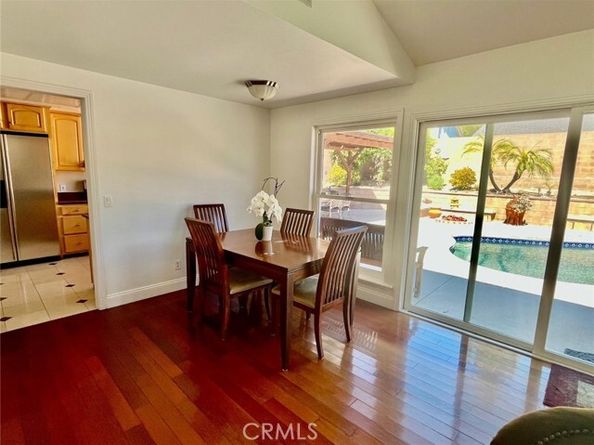 10116 Viking Avenue, Northridge (los Angeles) CA 91324