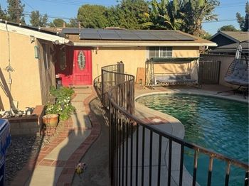 10828 Aqueduct Avenue