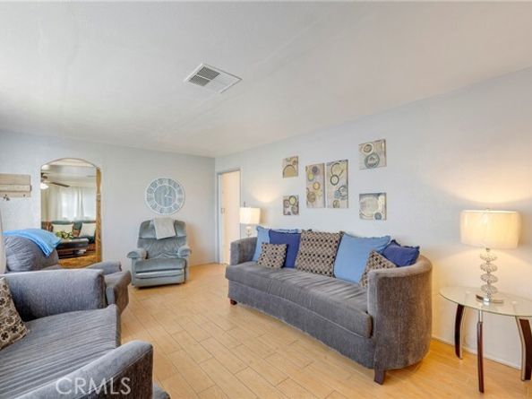 269 E 69th, Long Beach CA 90805