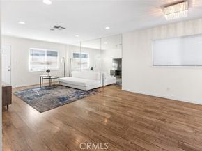 8827 Sylmar Avenue, Panorama City (los Angeles) CA 91402