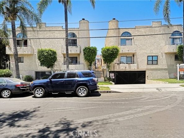 8331 Cedros Avenue 11, Panorama City (los Angeles) CA 91402