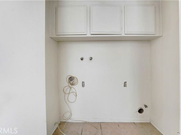 8331 Cedros Avenue 11, Panorama City (los Angeles) CA 91402