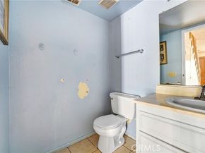 8331 Cedros Avenue 11, Panorama City (los Angeles) CA 91402