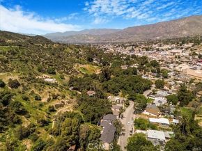 9739 Hillhaven Avenue, Tujunga (los Angeles) CA 91042