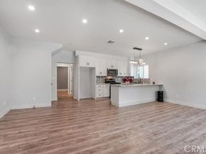 9739 Hillhaven Avenue, Tujunga (los Angeles) CA 91042