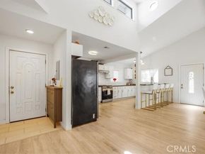 9739 Hillhaven Avenue, Tujunga (los Angeles) CA 91042