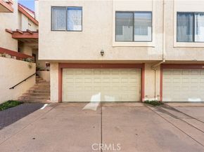 21054 Parthenia 11, Canoga Park (los Angeles) CA 91304