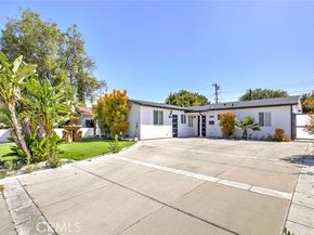 8022 Longridge Avenue, North Hollywood (los Angeles) CA 91605