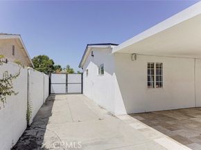 8022 Longridge Avenue, North Hollywood (los Angeles) CA 91605