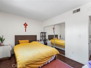 8414 Columbus Avenue 10, North Hills (los Angeles) CA 91343