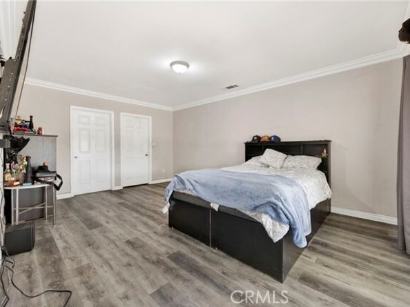 13286 Terra Bella Street, Pacoima (los Angeles) CA 91331