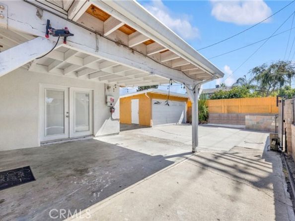 13286 Terra Bella Street, Pacoima (los Angeles) CA 91331