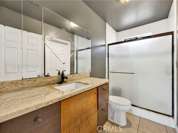 13286 Terra Bella Street, Pacoima (los Angeles) CA 91331